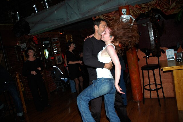 min 2005 11 06 sharkys 079